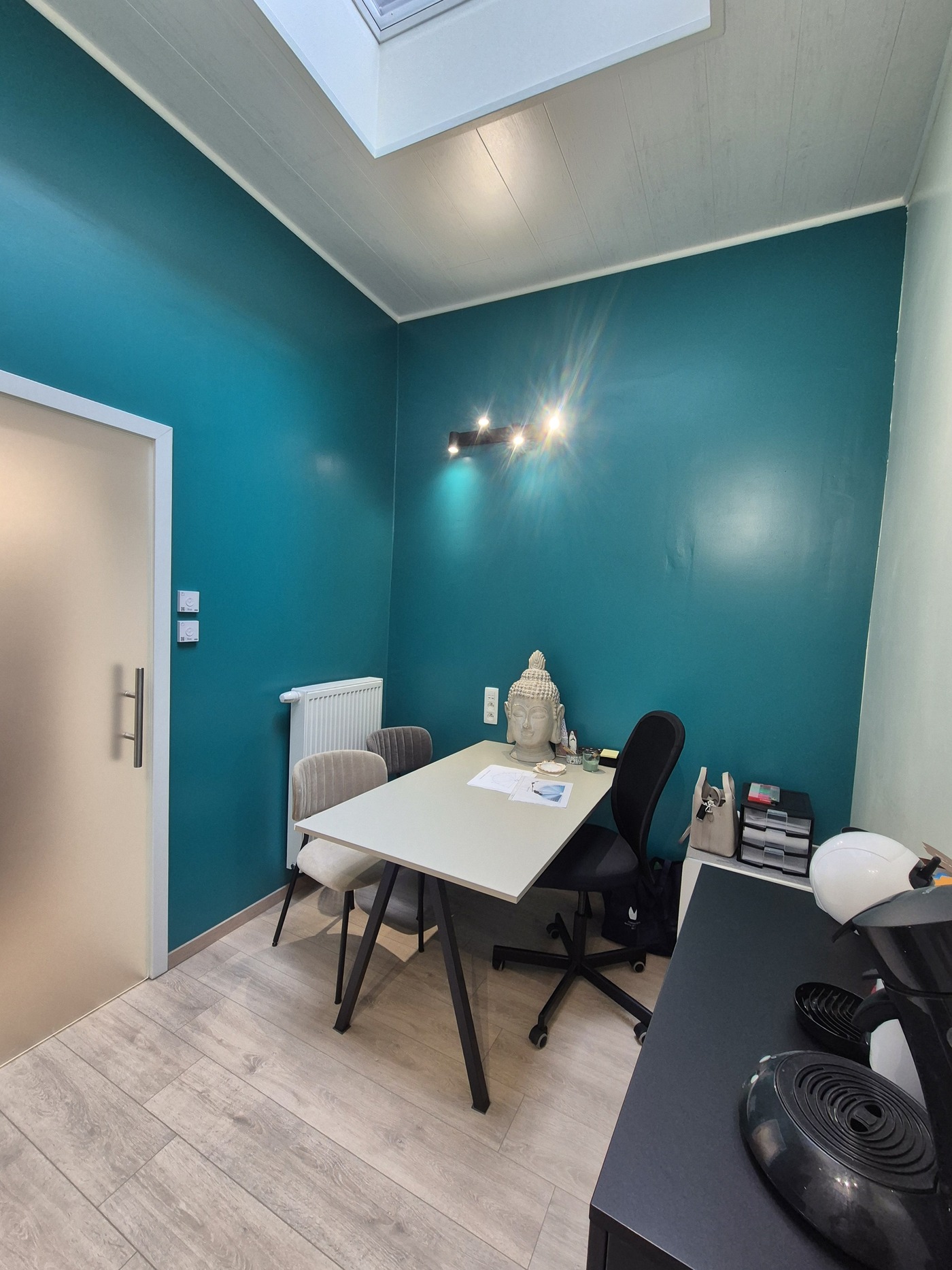 Bureau de consultation — Luciole Céleste
